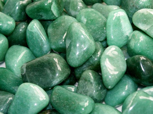 Авантюрин зеленый натуральный камень