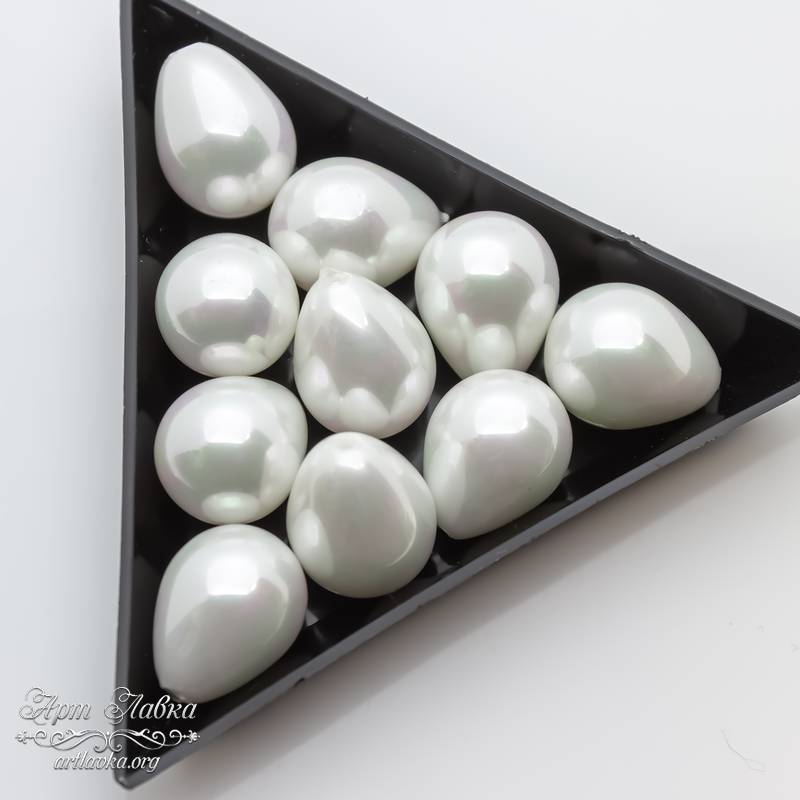 Жемчуг Shell pearl под вклейку 18 мм белые полупросверленные капли - увеличенное фото изображение в карточке товара артикул: 109898