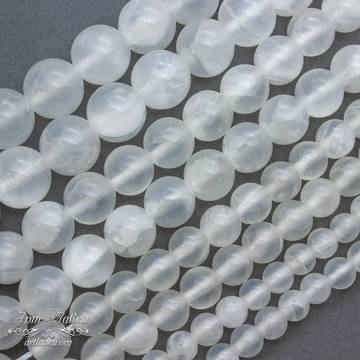 Селенит природный 6 8 10 12 мм белые бусины шарики арт: 110098 фото 2