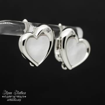 Швензы Сердце с перламутром и фианитом родированные art: 111365 фотография 3