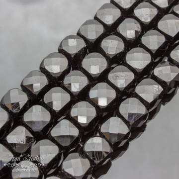 Шпинель природная черная 8х8 мм бусины кубики с огранкой - фото изображение товара, artikul: 111489